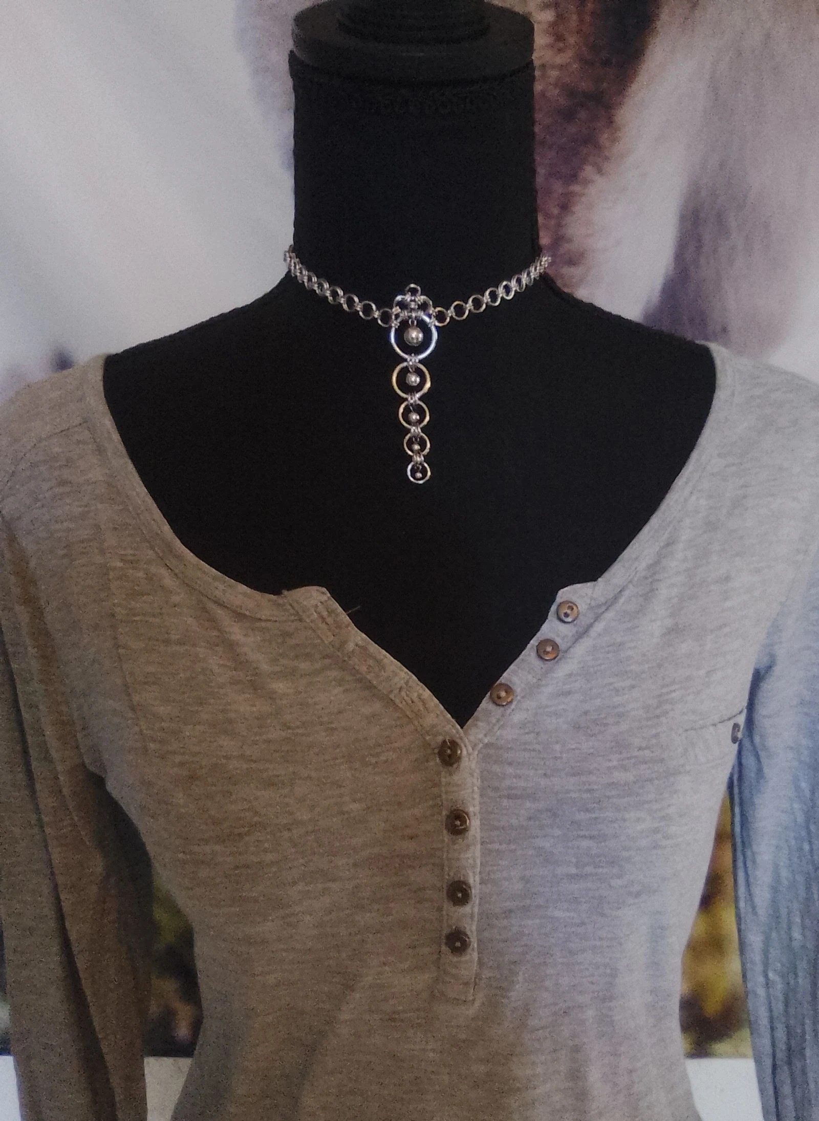 Collier choker décolleté chainmail japonais  – photo 2